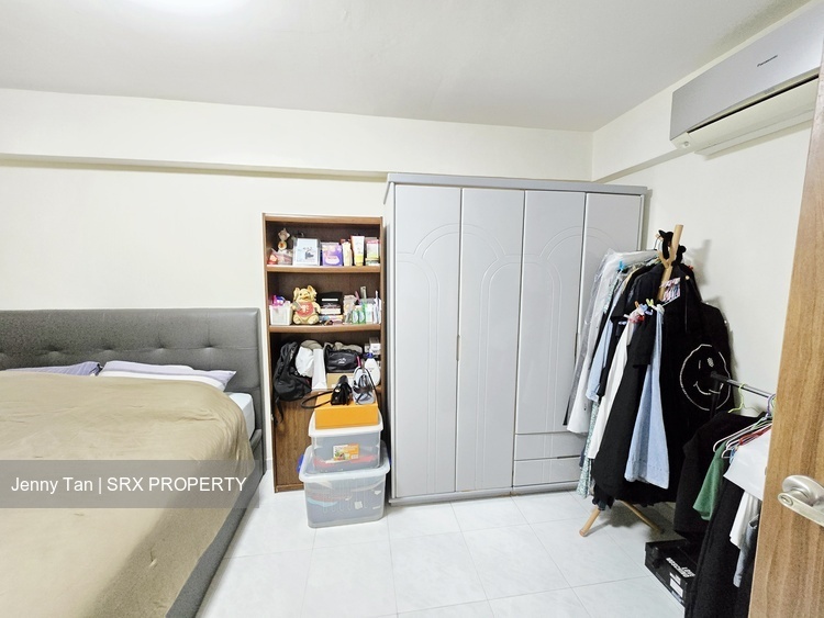 Blk 42 Sims Drive (Geylang), HDB 4 Rooms #524879651